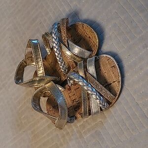 Tong You Yuan Baby Girls Shoes Gold & Silver With Glitter - Size